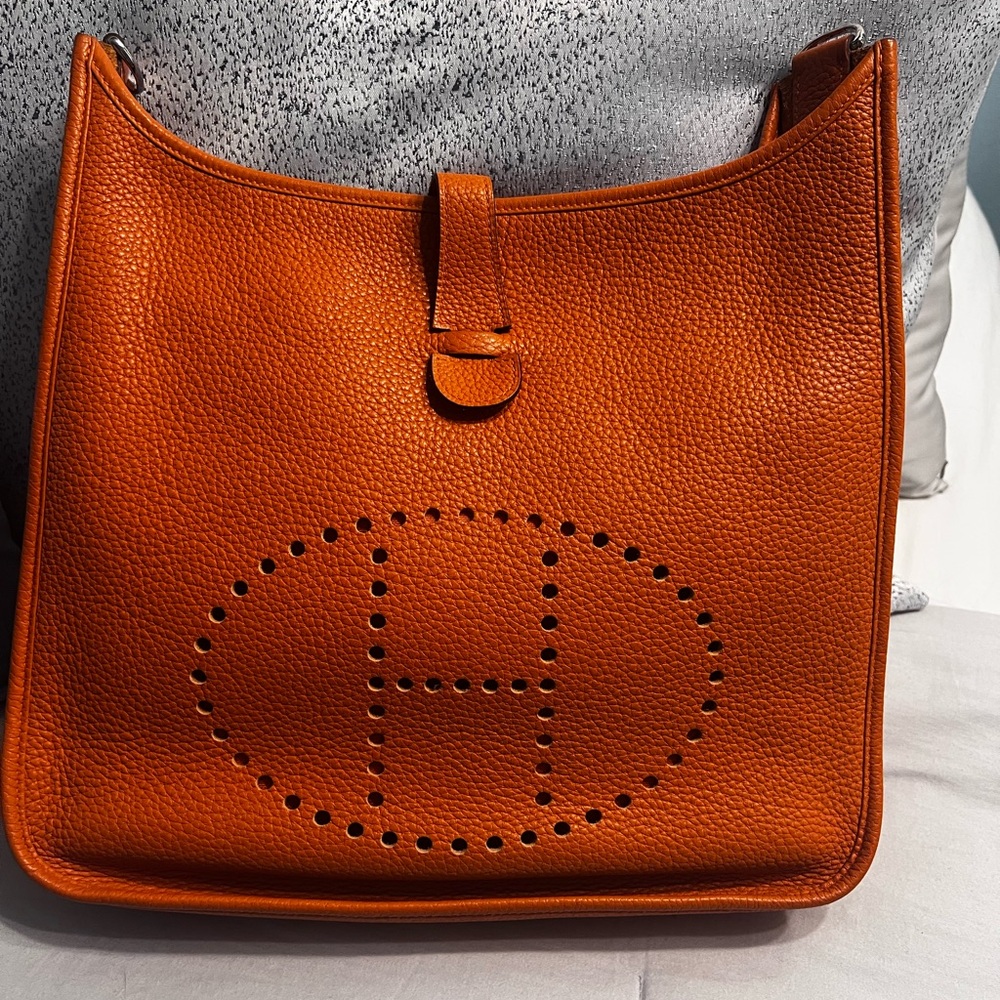 SOLD Hermes Signature Orange Evelyne